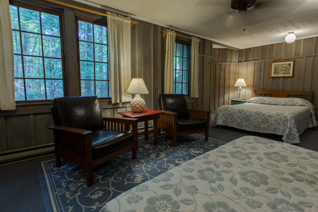 Fryemont Historic Lodge Rooms